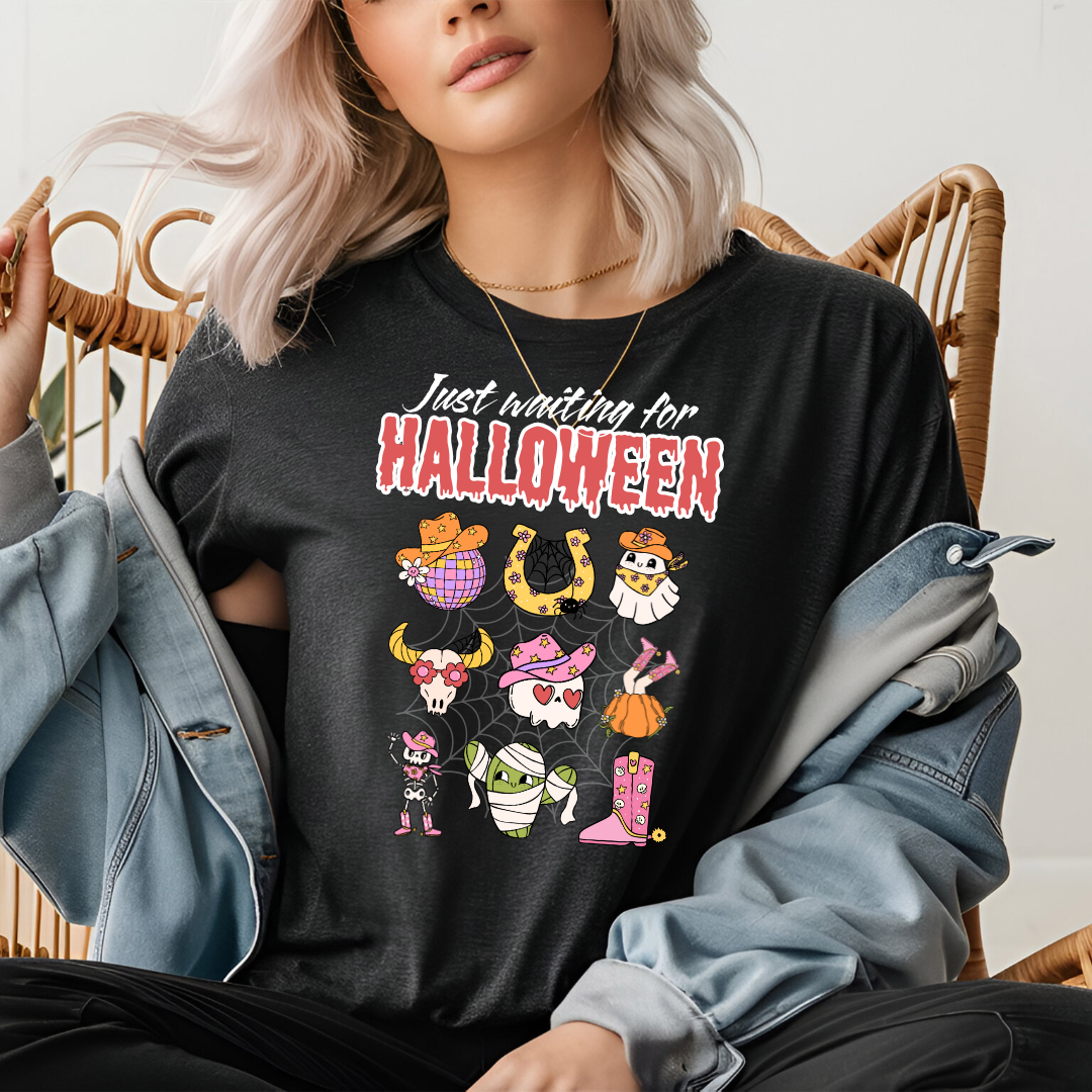 Camiseta manga corta negra "Just Waiting for Halloween – Estilo Groove"