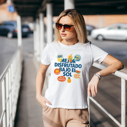 Camiseta blanca Oversized – Disfrutando Bajo el Sol